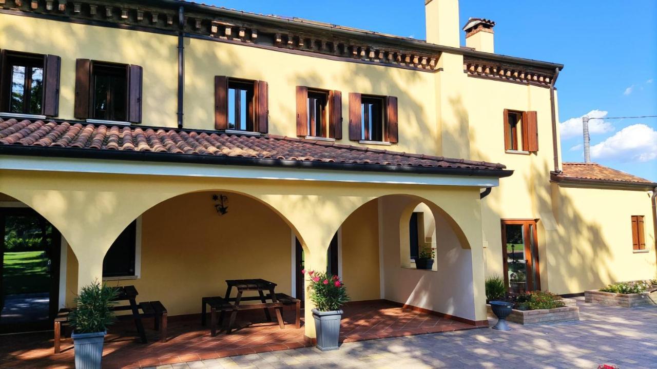 Agriturismo La Foscarina Vescovana Bagian luar foto